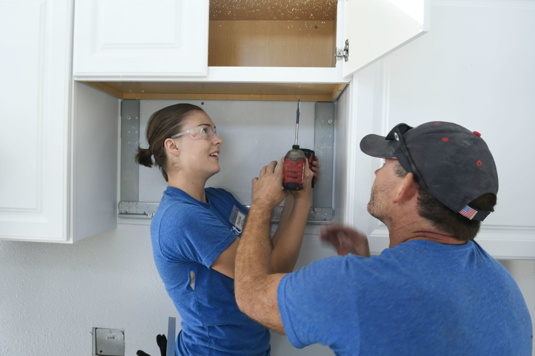 110819 Tiny House work 05.jpg